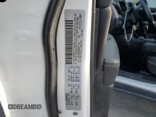 2017 Jeep Cherokee Latitude с VIN 1C4PJLCB5HW596077, выставлен на аукционе Copart как лот 54083925 с пробегом 81 209 миль миль и Списание • Salvage title. История ставок и продаж доступна на DreamBid. Изображение 13.