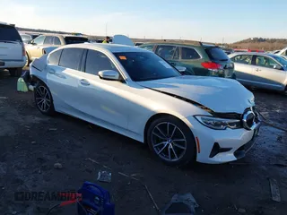 2021 BMW 3 Series 330i z VIN 3MW5R1J04M8B97067, wystawiony jako IAAI lot #41631099 z przebiegiem 48 302 mil mil oraz . Historia ofert i sprzedaży dostępna na DreamBid. Obrazek 1.