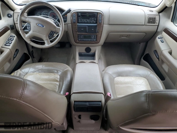 2002 Ford Explorer Eddie Bauer z VIN 1FMZU74E92ZA92214, wystawiony jako Copart lot #50158195 z przebiegiem 277 695 mil mil oraz Szkoda całkowita • Salvage title. Historia ofert i sprzedaży dostępna na DreamBid. Obrazek 8.