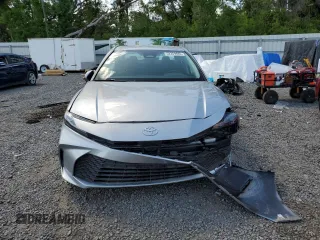 2025 Toyota Camry LE with VIN 4T1DAACK3SU555159, listed as a Copart auction lot 52359685 with 6,554 mi miles and Non Repairable. Bid and sale history available at DreamBid. Image 5.