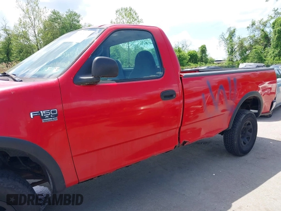 2000 Ford F-150 XL with VIN 1FTPF18LXYNA72484, listed as a IAAI auction lot 42187405 with 233,334 mi miles and . Bid and sale history available at DreamBid. Image 13.