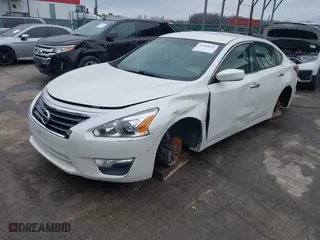 2015 Nissan Altima 2.5 S with VIN 1N4AL3AP1FC212833, listed as a IAAI auction lot 41368621 with 148,160 mi miles. Bid and sale history available at carsss.com. Image 22.