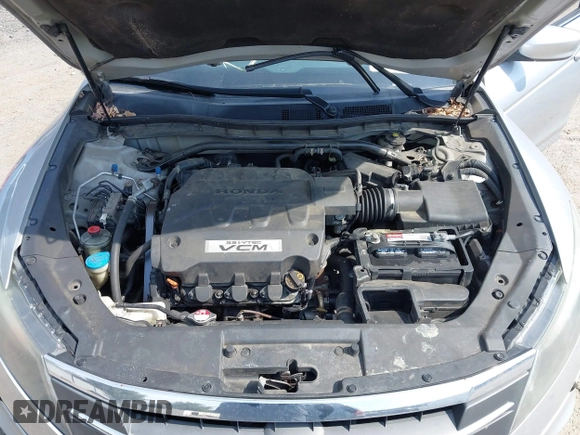 2012 Honda Crosstour EX-L with VIN 5J6TF2H55CL007949, listed as a IAAI auction lot 41790701 with 197,648 mi miles. Bid and sale history available at carsss.com. Image 10.