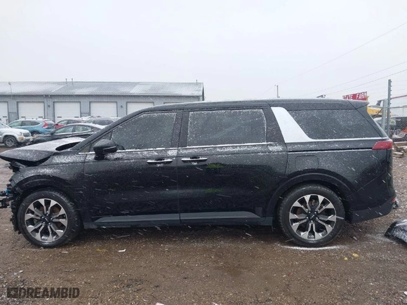 2022 Kia Carnival EX with VIN KNDNC5H35N6078707, listed as a IAAI auction lot 41010927 with 65,047 mi miles. Bid and sale history available at carsss.com. Image 15.