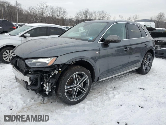 2021 Audi Q5 Premium Plus with VIN WA1E2AFY8M2066920, listed as a Copart auction lot 43134605 with 12,304 mi miles and Salvage Title. Bid and sale history available at carsss.com. Image 1.