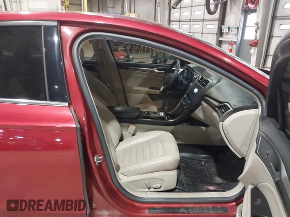 2017 Ford Fusion SE with VIN 3FA6P0HD2HR156040, listed as a IAAI auction lot 41718093 with 48,118 mi miles. Bid and sale history available at carsss.com. Image 5.