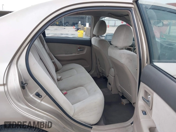 2007 Kia Spectra EX z VIN KNAFE121775404494, wystawiony jako IAAI lot #42140090 z przebiegiem 177 994 mil mil oraz . Historia ofert i sprzedaży dostępna na DreamBid. Obrazek 8.