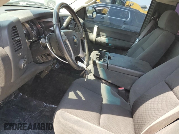 2009 Chevrolet Silverado 1500 with VIN 1GCEC24089Z124609, listed as a Copart auction lot 53163365 with 135,021 mi miles and Clean Title. Bid and sale history available at DreamBid. Image 7.