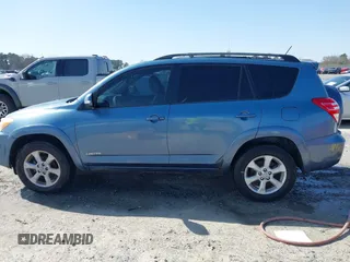 2011 Toyota RAV4 Ltd with VIN 2T3YF4DV0BW068554, listed as a IAAI auction lot 41582259 with 1 mi miles. Bid and sale history available at carsss.com. Image 13.