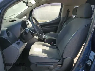 2014 Nissan NV200 SV with VIN 3N6CM0KN4EK699804, listed as a Copart auction lot 49309825 with 142,468 mi miles and Clean title. Bid and sale history available at DreamBid. Image 7.