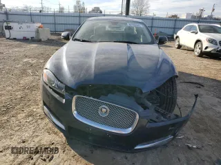 2012 Jaguar XF z VIN SAJWA0FB5CLS58499, wystawiony jako Copart lot #42300995 z przebiegiem 146 214 mil mil oraz Szkoda całkowita • Salvage title. Historia ofert i sprzedaży dostępna na DreamBid. Obrazek 5.