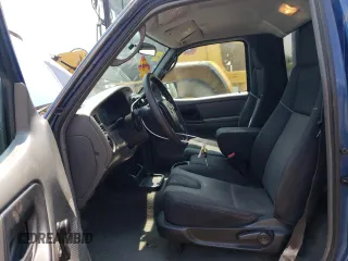 2007 Mazda B-Series Truck z VIN 4F4YR12D07PM06609, wystawiony jako Copart lot #58994565 z przebiegiem 280 733 mil mil oraz Czysty tytuł • Clean title. Historia ofert i sprzedaży dostępna na DreamBid. Obrazek 7.
