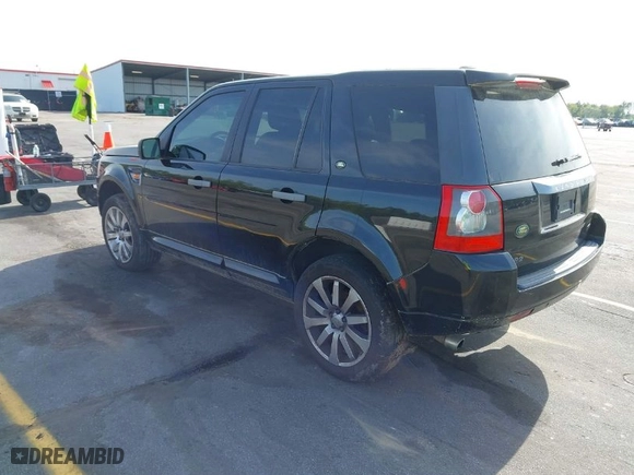 2008 Land Rover LR2 HSE with VIN SALFT24N38H113692, listed as a IAAI auction lot 41928312 with NaN miles. Bid and sale history available at carsss.com. Image 3.