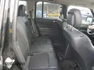 2017 Jeep Patriot Sport SE z VIN 1C4NJRBB3HD107313, wystawiony jako Copart lot #51709785 z przebiegiem 115 268 mil mil oraz Szkoda całkowita • Salvage title. Historia ofert i sprzedaży dostępna na DreamBid. Obrazek 11.