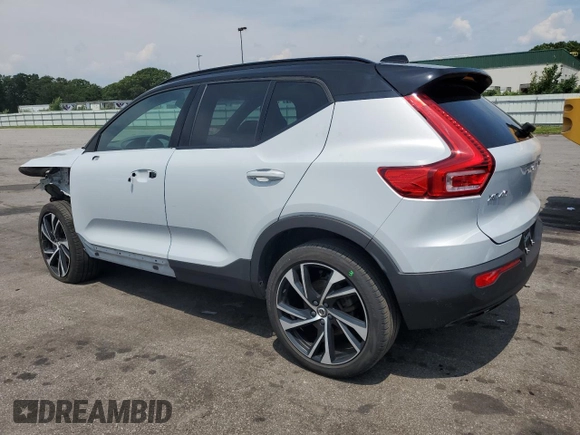 2021 Volvo XC40 R-Design with VIN YV4162UM7M2447377, listed as a Copart auction lot 59814333 with 47,225 mi miles and . Bid and sale history available at DreamBid. Image 2.