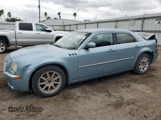 2008 Chrysler 300 Limited z VIN 2C3KA33G68H267705, wystawiony jako Copart lot #54414425 z przebiegiem 141 010 mil mil oraz Szkoda całkowita • Salvage title. Historia ofert i sprzedaży dostępna na DreamBid. Obrazek 1.