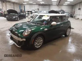 2015 MINI Hardtop S z VIN WMWXP7C57F2A39384, wystawiony jako IAAI lot #41733215 z przebiegiem 60 750 mil mil oraz . Historia ofert i sprzedaży dostępna na DreamBid. Obrazek 18.