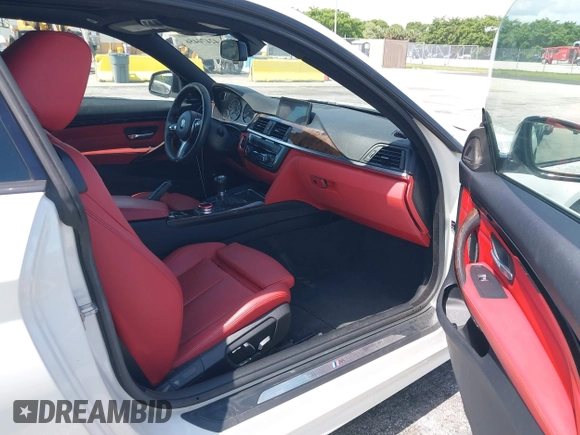 2014 BMW 4 Series 428i с VIN WBA3N3C58EF712765, выставлен на аукционе IAAI как лот 42470456 с пробегом 73 901 миль миль и . История ставок и продаж доступна на DreamBid. Изображение 5.