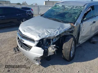 2015 Chevrolet Equinox LS z VIN 2GNALAEK4F1180762, wystawiony jako IAAI lot #42279118 z przebiegiem 94 915 mil mil oraz . Historia ofert i sprzedaży dostępna na DreamBid. Obrazek 6.