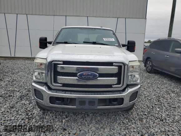 2016 Ford F-250 XL z VIN 1FT7W2A61GEC04430, wystawiony jako Copart lot #52383415 z przebiegiem 136 451 mil mil oraz Szkoda całkowita • Salvage title. Historia ofert i sprzedaży dostępna na DreamBid. Obrazek 5.
