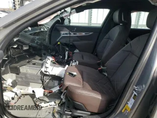 2024 BMW i7 eDrive50 z VIN WBY43EJ06RCP00894, wystawiony jako Copart lot #78689954 z przebiegiem Nie podano mil oraz Szkody całkowita. Historia ofert i sprzedaży dostępna na DreamBid. Obrazek 7.