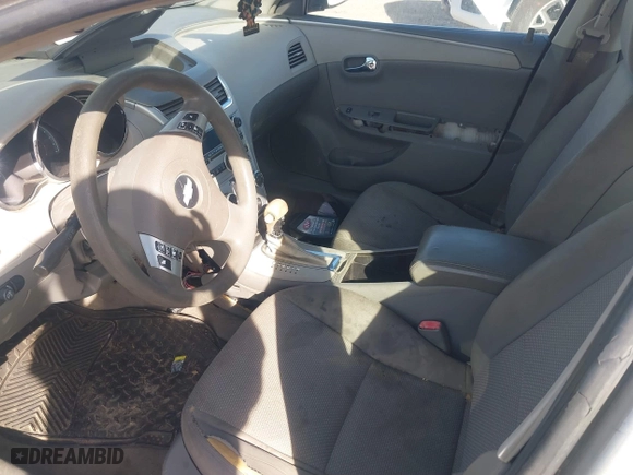 2008 Chevrolet Malibu LT w/1LT with VIN 1G1ZH57B18F280677, listed as a IAAI auction lot 41820330 with 242,037 mi miles. Bid and sale history available at carsss.com. Image 5.