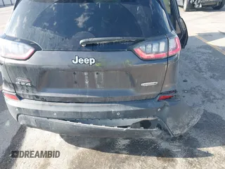 2019 Jeep Cherokee Latitude Plus with VIN 1C4PJMLX8KD418331, listed as a IAAI auction lot 42557107 with 108,096 mi miles and . Bid and sale history available at DreamBid. Image 6.