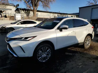 2024 Toyota Venza LE with VIN JTEAAAAHXRJ183602, listed as a Copart auction lot 48248815 with 12,863 mi miles and Salvage Title. Bid and sale history available at carsss.com. Image 1.