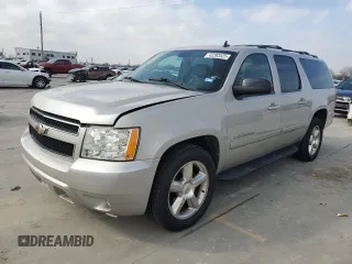 2008 Chevrolet Suburban LTZ with VIN 1GNFC16028R257139, listed as a Copart auction lot 42393525 with 368,736 mi miles and Clean title. Bid and sale history available at DreamBid. Image 1.