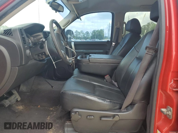 2013 Chevrolet Silverado 1500 LT with VIN 3GCPCSE05DG139679, listed as a Copart auction lot 54128255 with 108,186 mi miles and Salvage Title. Bid and sale history available at DreamBid. Image 7.