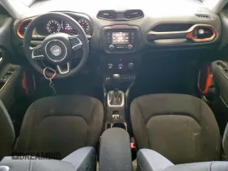 2018 Jeep Renegade Upland z VIN ZACCJBAB3JPH65558, wystawiony jako Copart lot #62900005 z przebiegiem 117 998 mil mil oraz Czysty tytuł • Clean title. Historia ofert i sprzedaży dostępna na DreamBid. Obrazek 8.