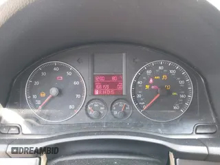2007 Volkswagen Jetta 2.5 z VIN 3VWRG71K77M062978, wystawiony jako IAAI lot #42415517 z przebiegiem 168 159 mil mil oraz . Historia ofert i sprzedaży dostępna na DreamBid. Obrazek 7.