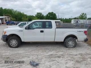 2013 Ford F-150 XL with VIN 1FTFX1EF5DKD65924, listed as a IAAI auction lot 42088693 with 58,714 mi miles and . Bid and sale history available at carsss.com. Image 14.