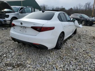 2017 Alfa Romeo Giulia Ti with VIN ZARFAEEN1H7552950, listed as a Copart auction lot 67524392 with 45,009 mi miles. Bid and sale history available at carsss.com. Image 3.