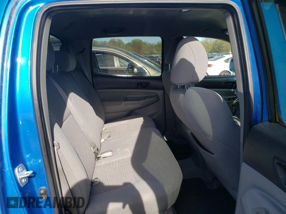 2009 Toyota Tacoma z VIN 3TMMU52N29M010275, wystawiony jako Copart lot #55341095 z przebiegiem 85 319 mil mil oraz Czysty tytuł • Clean title. Historia ofert i sprzedaży dostępna na DreamBid. Obrazek 10.