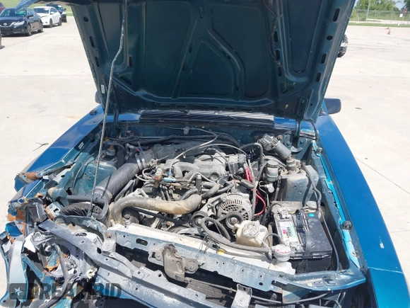 1993 Ford Mustang z VIN 1FACP41M2PF201378, wystawiony jako IAAI lot #42523660 z przebiegiem Nie podano mil oraz . Historia ofert i sprzedaży dostępna na DreamBid. Obrazek 10.