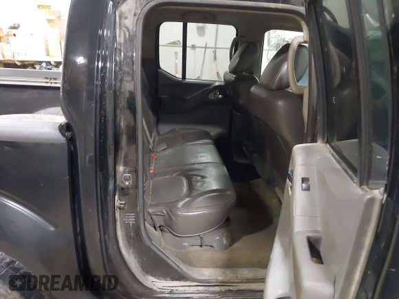 2010 Nissan Frontier Pro-4X z VIN 1N6AD0EV6AC443991, wystawiony jako IAAI lot #41849114 z przebiegiem 235 361 mil mil oraz . Historia ofert i sprzedaży dostępna na DreamBid. Obrazek 8.
