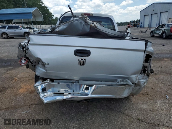 2005 Dodge Dakota SLT with VIN 1D7HE48K15S133160, listed as a Copart auction lot 70200384 with 233,215 mi miles and Salvage Title. Bid and sale history available at DreamBid. Image 6.