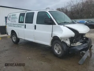 2020 Chevrolet Express Cargo Van with VIN 1GCWGAFGXL1119169, listed as a Copart auction lot 44547175 with 206,647 mi miles and Salvage Title. Bid and sale history available at carsss.com. Image 4.