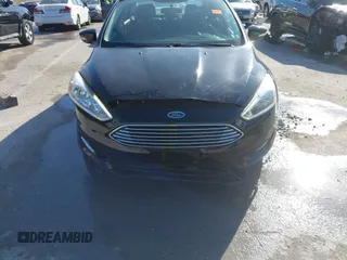 2017 Ford Focus Titanium с VIN 1FADP3J2XHL328847, выставлен на аукционе IAAI как лот 41740627 с пробегом 89 276 миль миль и . История ставок и продаж доступна на DreamBid. Изображение 17.