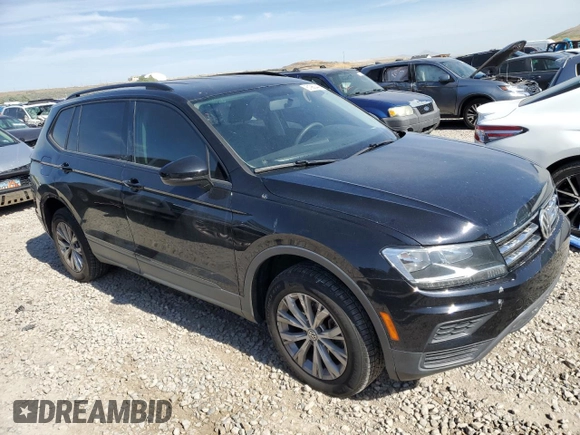 2020 Volkswagen Tiguan S z VIN 3VV1B7AX7LM133358, wystawiony jako Copart lot #61960445 z przebiegiem 74 698 mil mil oraz Szkoda całkowita • Salvage title. Historia ofert i sprzedaży dostępna na DreamBid. Obrazek 4.