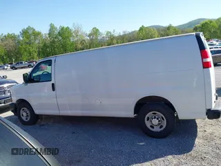 2017 Chevrolet Express Cargo with VIN 1GCZGHFF2H1117517, listed as a IAAI auction lot 42126231 with 289,653 mi miles and . Bid and sale history available at DreamBid. Image 15.