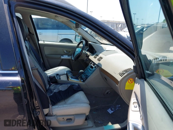 2004 Volvo XC90 with VIN YV1CZ91H841094506, listed as a IAAI auction lot 42428978 with Not provided miles and . Bid and sale history available at DreamBid. Image 5.