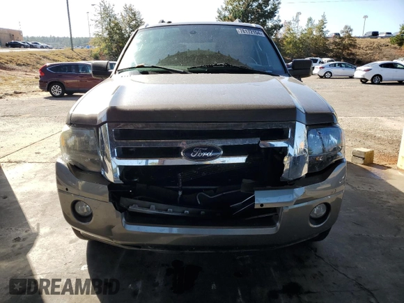 2013 Ford Expedition Limited z VIN 1FMJU1K55DEF46031, wystawiony jako Copart lot #78172154 z przebiegiem 261 826 mil mil oraz Szkody całkowita. Historia ofert i sprzedaży dostępna na DreamBid. Obrazek 5.