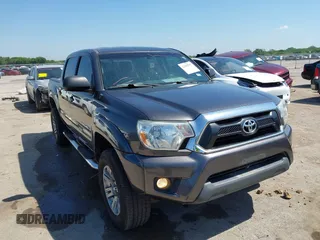 2015 Toyota Tacoma PreRunner z VIN 5TFJU4GN7FX084724, wystawiony jako IAAI lot #42083997 z przebiegiem 179 879 mil mil oraz . Historia ofert i sprzedaży dostępna na DreamBid. Obrazek 1.