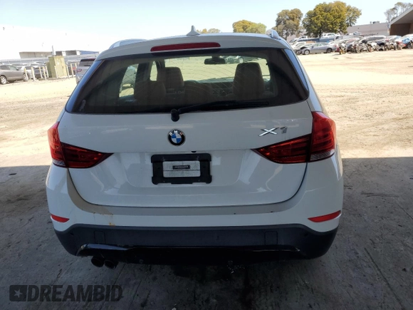 2014 BMW X1 sDrive28i with VIN WBAVM1C50EVW56343, listed as a Copart auction lot 52610765 with 86,093 mi miles and Salvage Title. Bid and sale history available at carsss.com. Image 6.