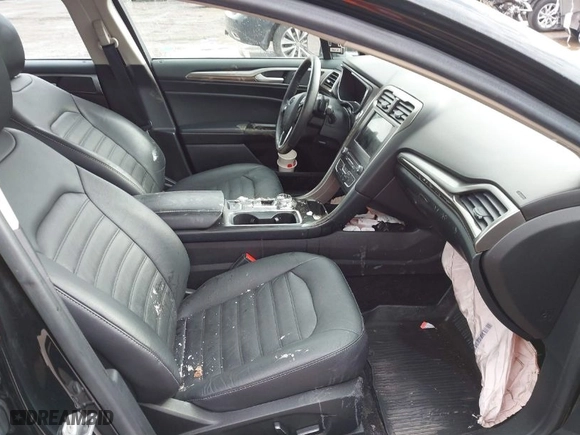 2018 Ford Fusion SE with VIN 3FA6P0HD6JR179665, listed as a IAAI auction lot 41719833 with 73,412 mi miles. Bid and sale history available at carsss.com. Image 5.
