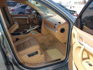 2008 Porsche Cayenne S z VIN WP1AB29P68LA36195, wystawiony jako IAAI lot #41939061 z przebiegiem 169 392 mil mil oraz . Historia ofert i sprzedaży dostępna na DreamBid. Obrazek 5.