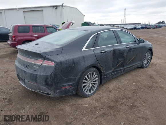 2017 Lincoln MKZ Hybrid Premiere with VIN 3LN6L5KU8HR601114, listed as a IAAI auction lot 41503506 with 86,629 mi miles. Bid and sale history available at carsss.com. Image 4.
