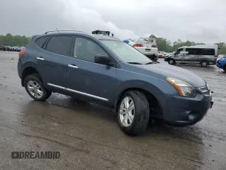 2015 Nissan Rogue S z VIN JN8AS5MV8FW254924, wystawiony jako Copart lot #57020965 z przebiegiem 121 935 mil mil oraz Szkody całkowita. Historia ofert i sprzedaży dostępna na DreamBid. Obrazek 4.